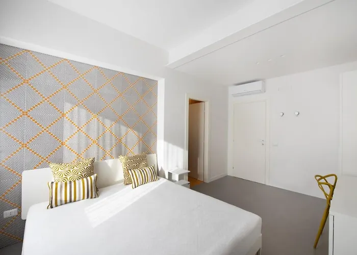 Gemmis In Couette-café